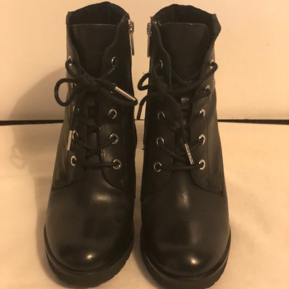 Michael Kors Zip up Boots - Picture 1 of 5